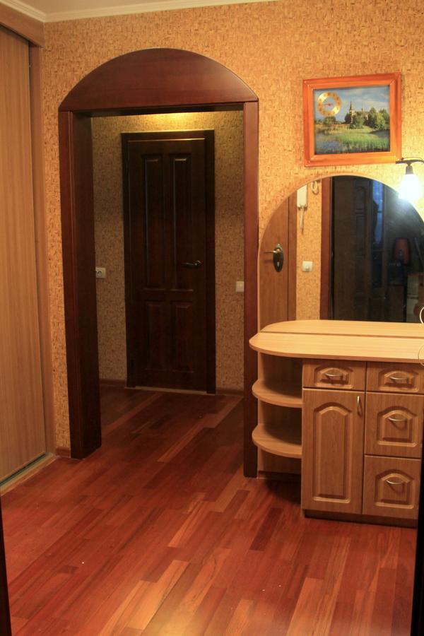 Apartment Near Metro Akademgorodok キエフ エクステリア 写真